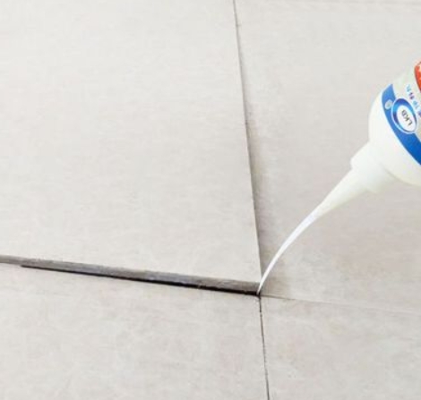 上饶瓷砖空鼓维修公司分享卫生间瓷砖脱落的原因可能有以下几点